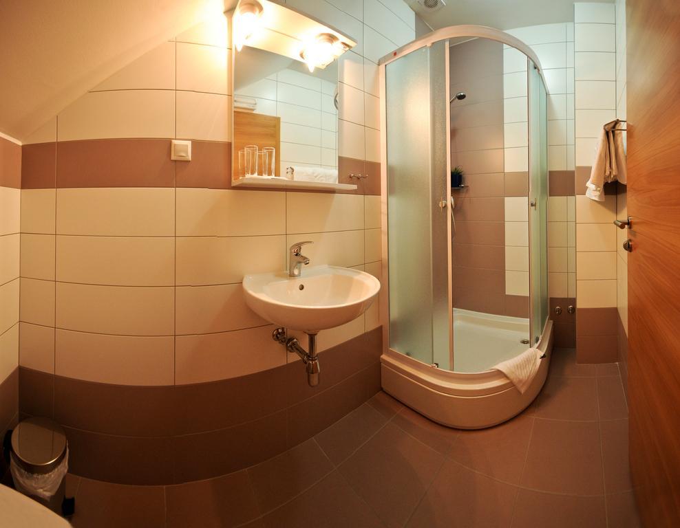 Rooms Jana Слуни Экстерьер фото