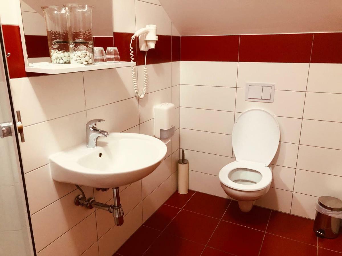 Rooms Jana Слуни Экстерьер фото