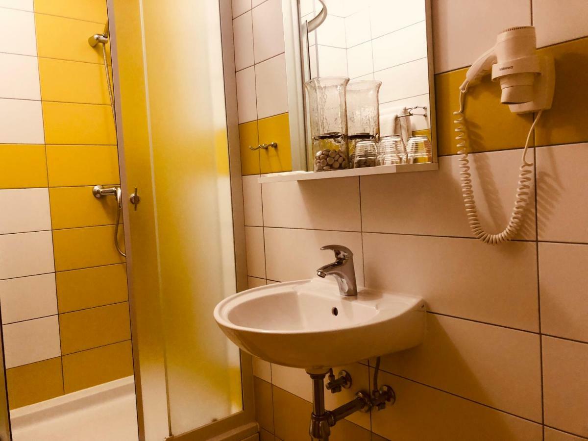 Rooms Jana Слуни Экстерьер фото
